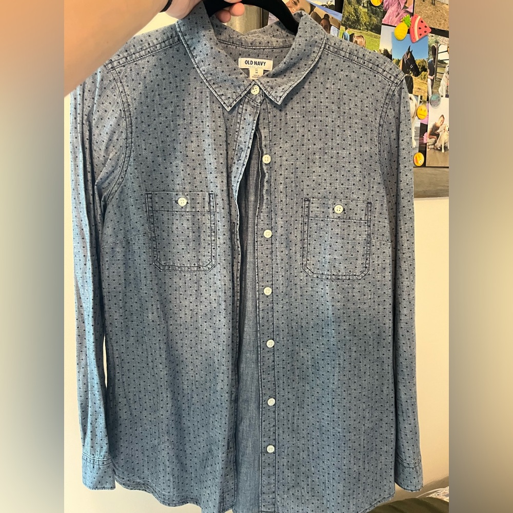 Old navy polka dot button shirt